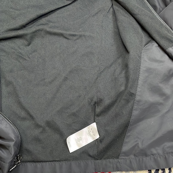 Quicksilver Light weight Zip-Up Windbreaker/Hoodie | XL - Picture 4 of 5